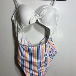 never worn Target swimsuit 🌸